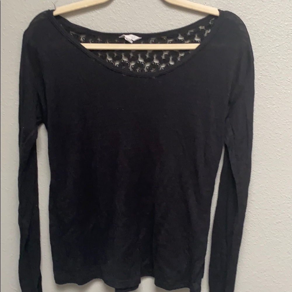 Long sleeved tops with lace back